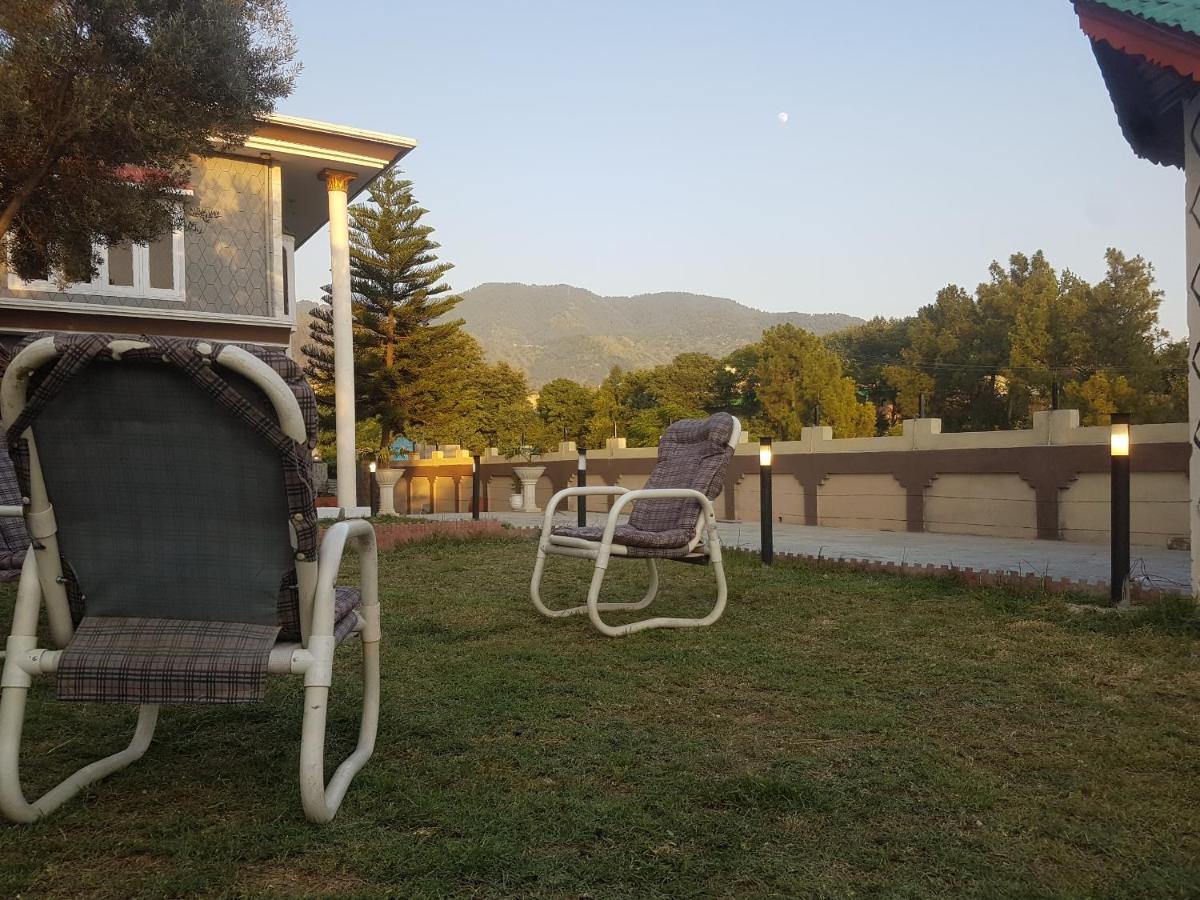 Republika Central Mansehra 외부 사진