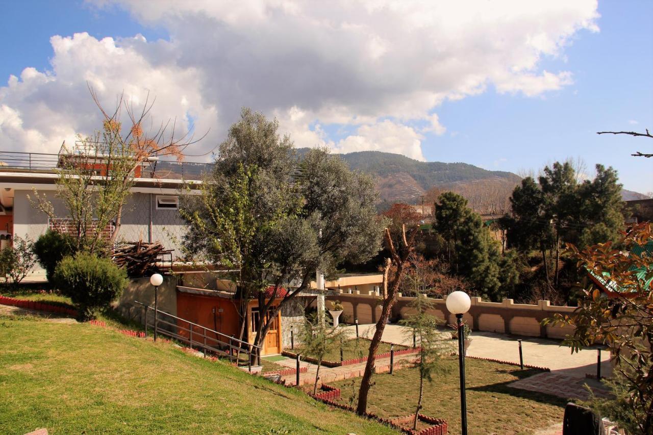 Republika Central Mansehra 외부 사진