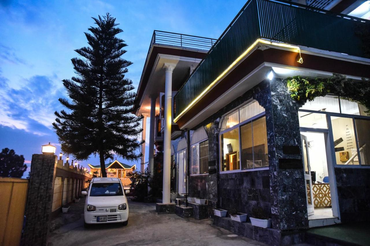 Republika Central Mansehra 외부 사진