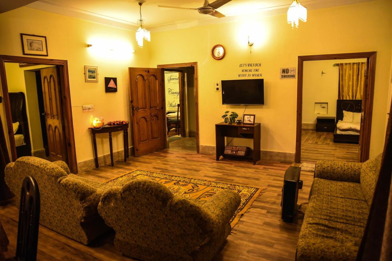 Republika Central Mansehra 외부 사진