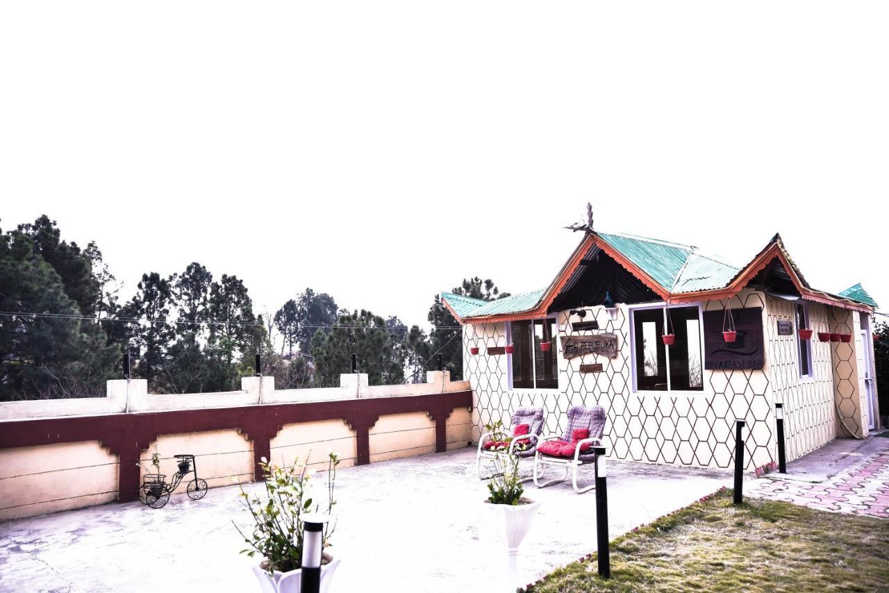 Republika Central Mansehra 외부 사진