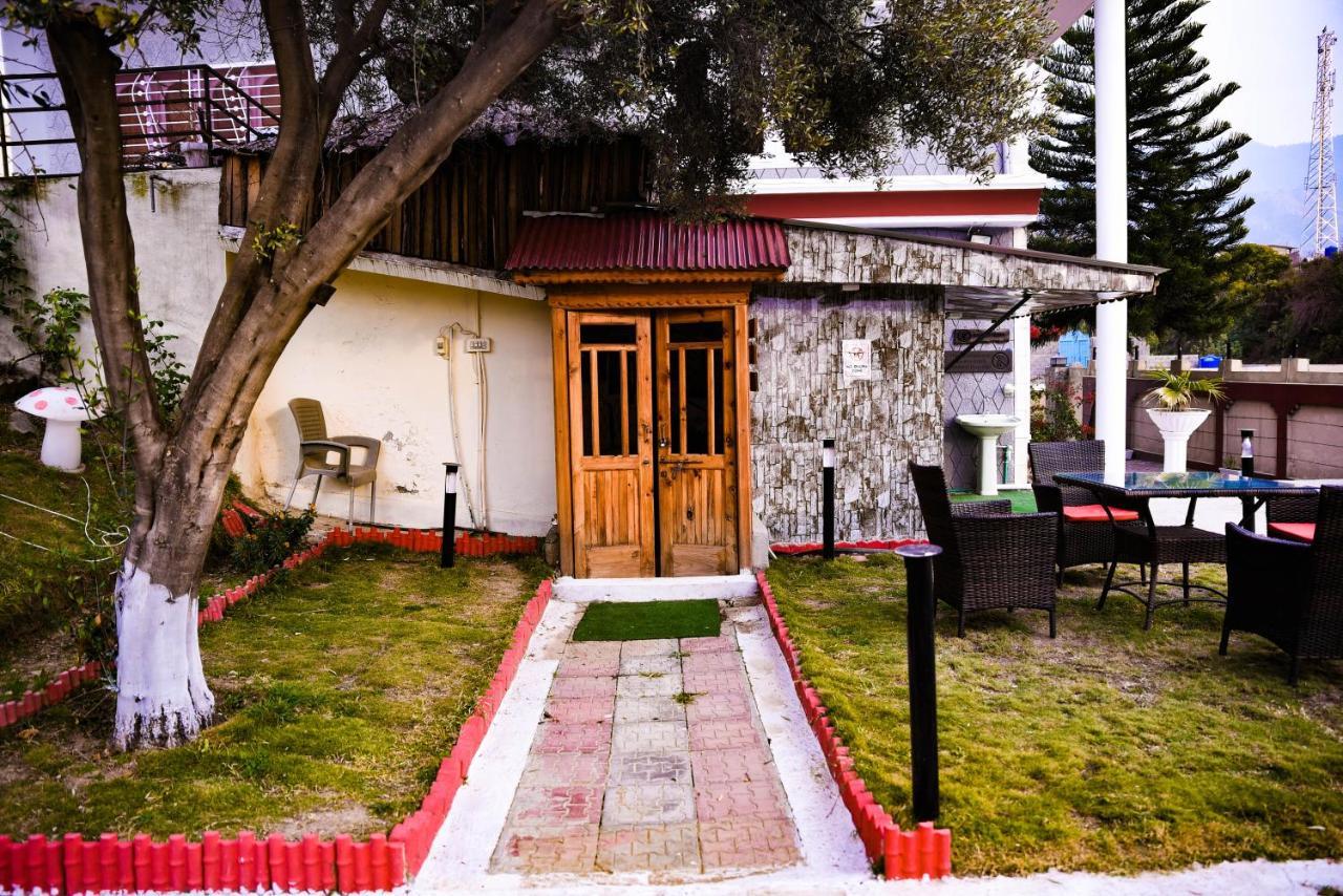Republika Central Mansehra 외부 사진